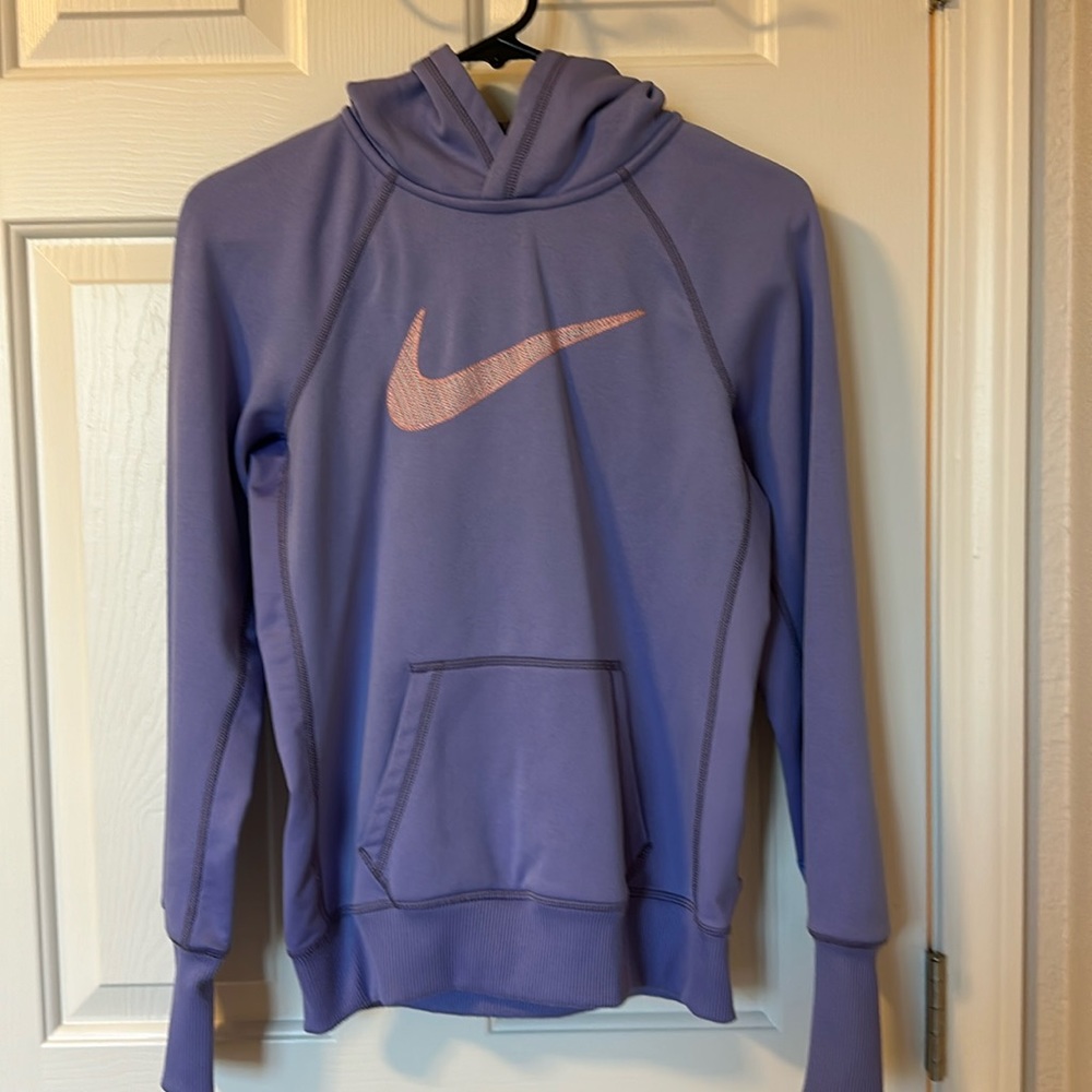 Nike Therma Fit Women’s Pullover Sweater